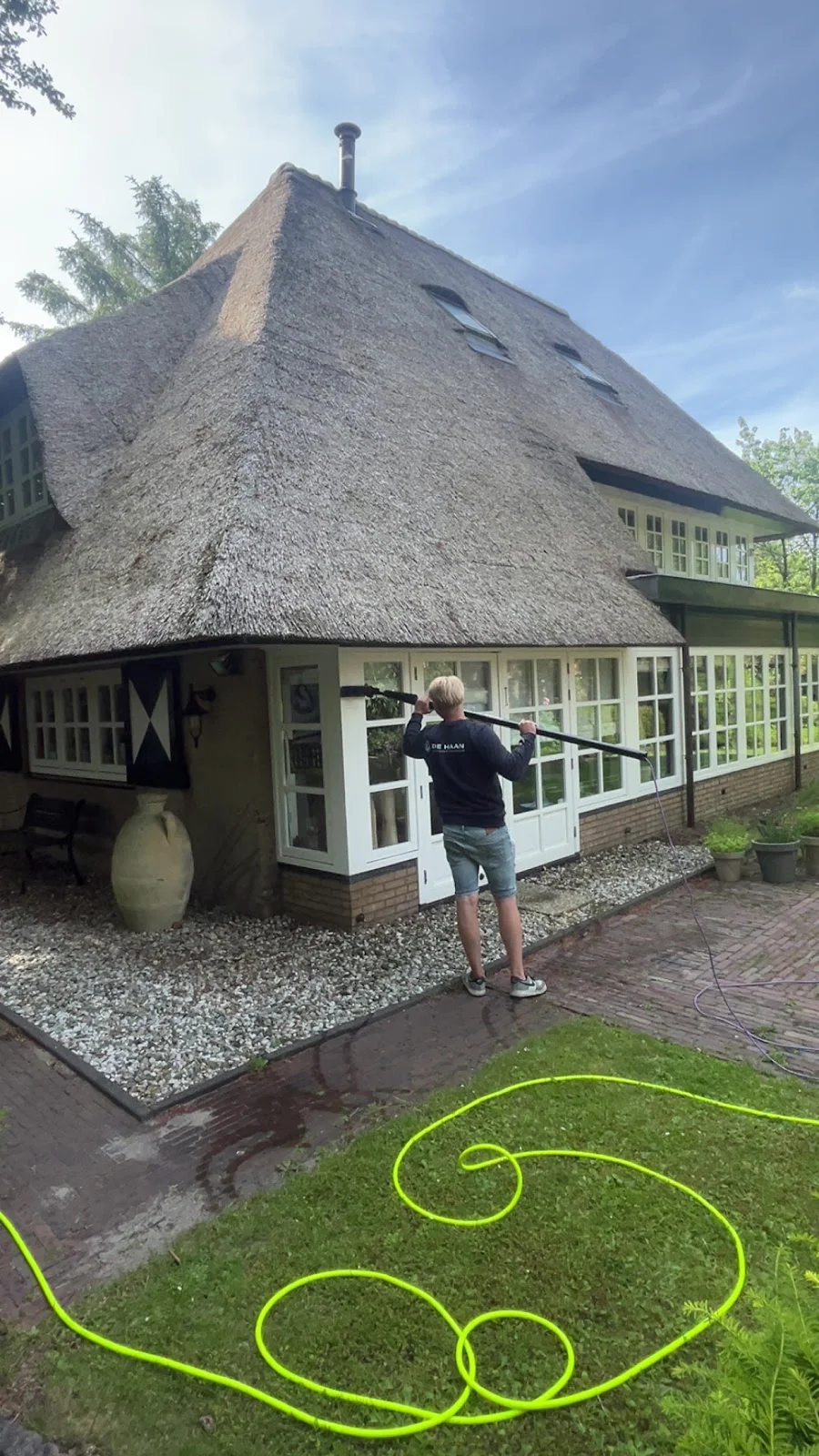Glazenwasser van De Haan aan het werk